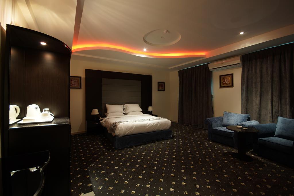 Rose Oasis Hotel Najran Exterior photo
